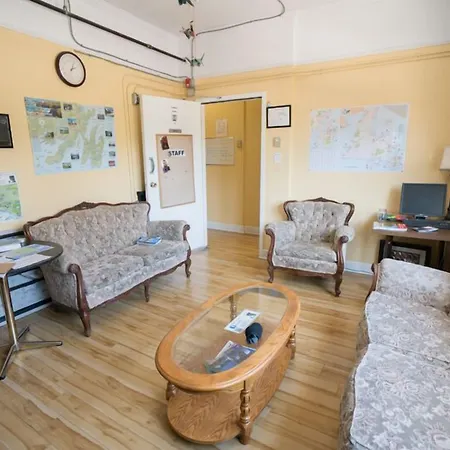 City Hostel-Hi-St.John'S-2